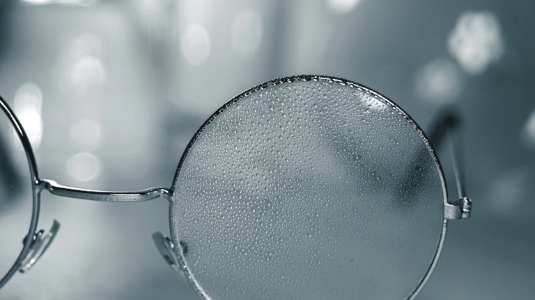 법률 문서 분석 돋보기 이미지